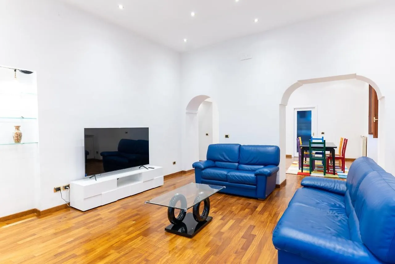 בית נופש נאפולי Dimora Del Fico - Appartamento Elegante E Spazioso איטליה